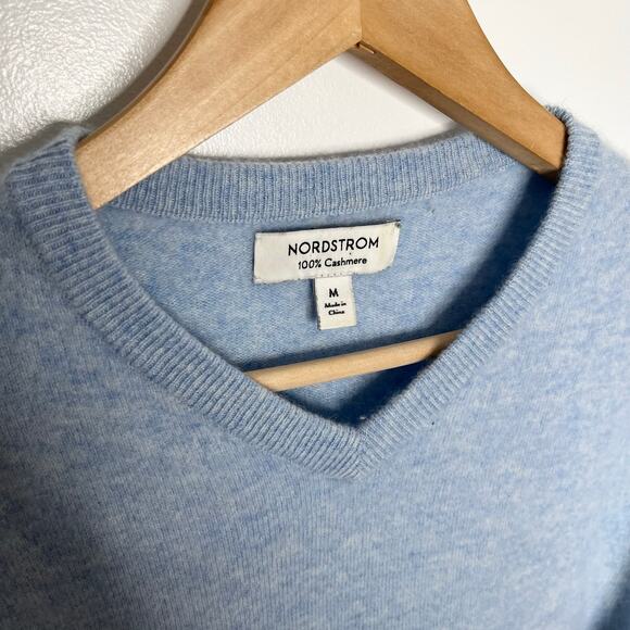 Nordstrom Long Sleeve Cashmere Pullover Sweater Men Medium Blue V Neckline FLAW - Picture 4 of 10